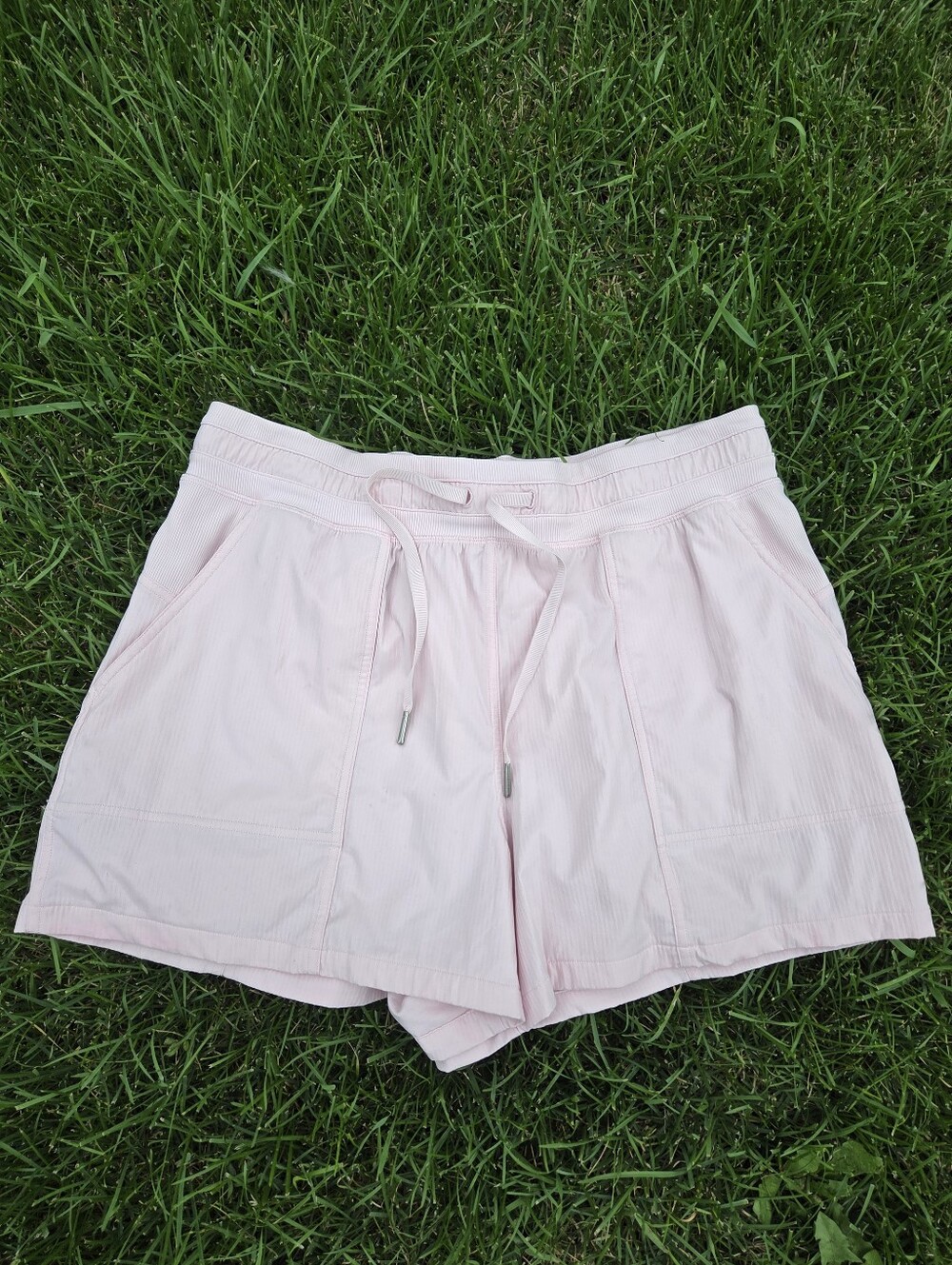 Lululemon Dance Studio High-Rise Short 3.5" Lined Soft Light Pink Size 12
